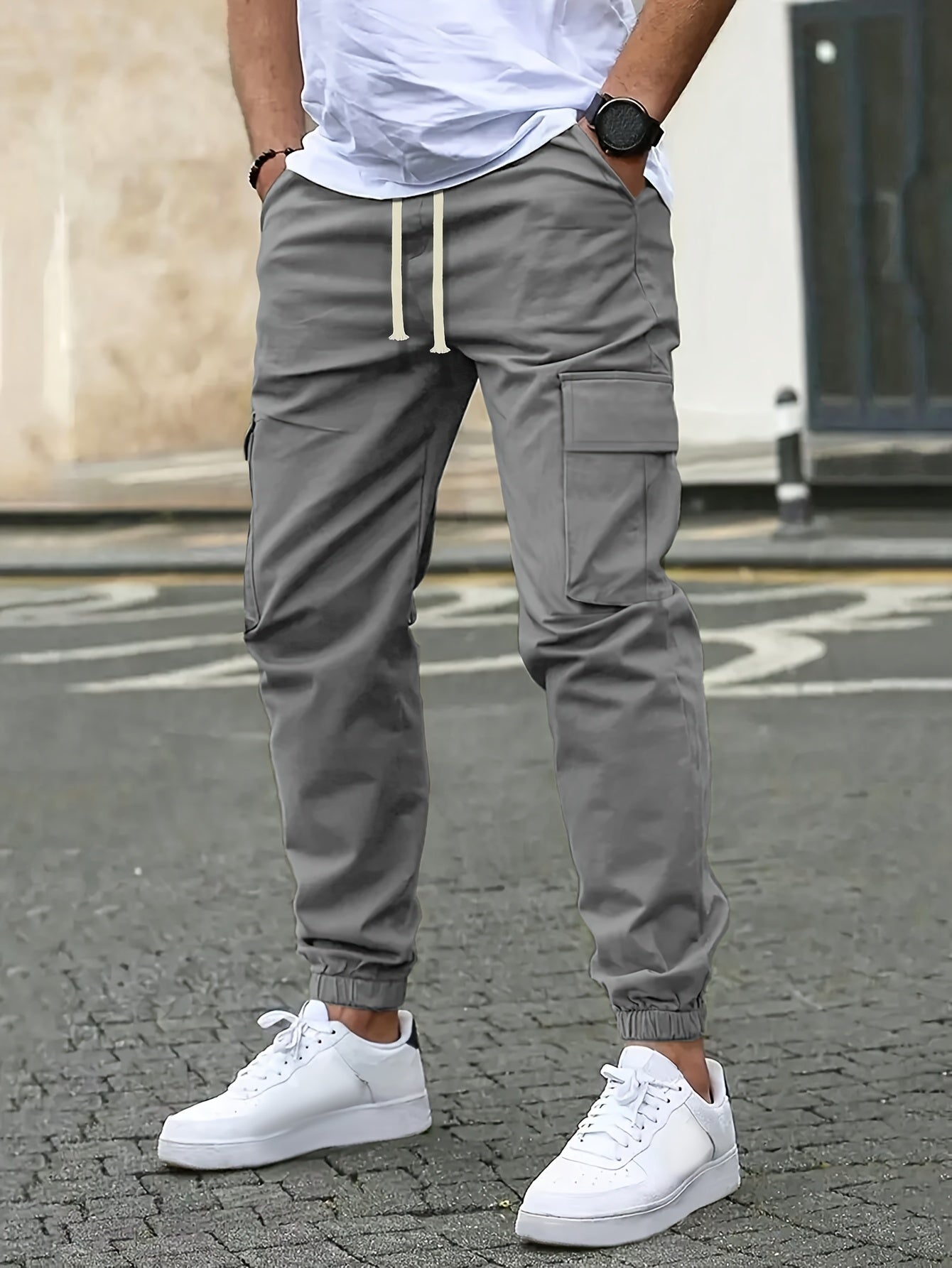 North | trendy stretch cargohose voor het najaar.