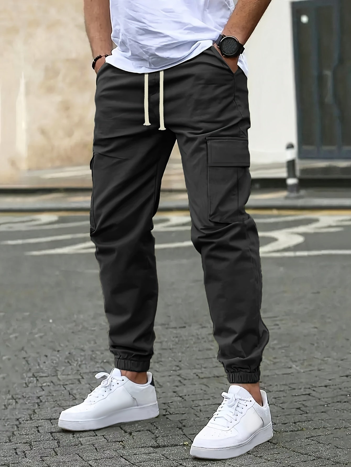 North | trendy stretch cargohose voor het najaar.